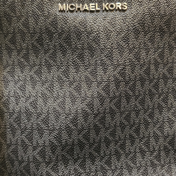 MK Crossbody - Picture 3 of 5